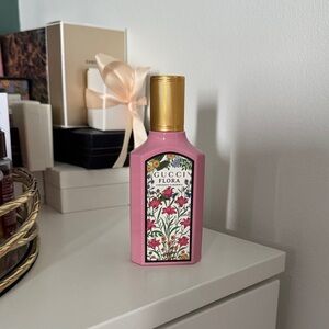 Gucci Flora Gorgeous Gardenia